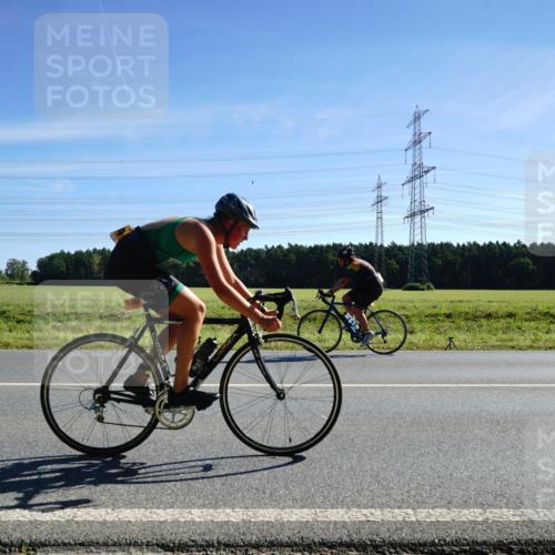 07.09.2025 - 19. Norderstedt Triathlon Michael Burmester http://msf.ph/oto/8856530 07.09.2025 11:08:20 Radfahren 821, 1164, 1170 meine-sportfotos.de