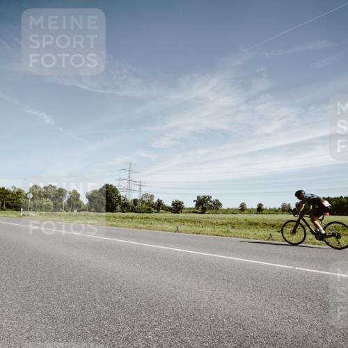 07.09.2025 - 19. Norderstedt Triathlon Michael Burmester http://msf.ph/oto/8856554 07.09.2025 12:18:19 Radfahren 1233, 1339, 1380 meine-sportfotos.de