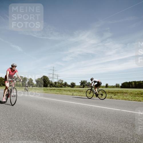 07.09.2025 - 19. Norderstedt Triathlon Michael Burmester http://msf.ph/oto/8856557 07.09.2025 12:18:20 Radfahren 1339, 1380 meine-sportfotos.de