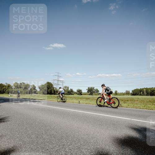 07.09.2025 - 19. Norderstedt Triathlon Michael Burmester http://msf.ph/oto/8856566 07.09.2025 15:23:00 Radfahren 1447 meine-sportfotos.de