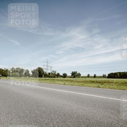 07.09.2025 - 19. Norderstedt Triathlon Michael Burmester http://msf.ph/oto/8856568 07.09.2025 12:18:24 Radfahren 727, 1339 meine-sportfotos.de
