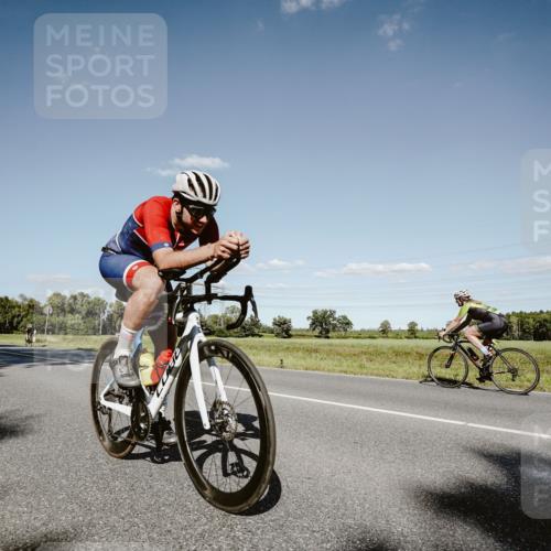 07.09.2025 - 19. Norderstedt Triathlon Michael Burmester http://msf.ph/oto/8856576 07.09.2025 15:23:06 Radfahren 1496 meine-sportfotos.de