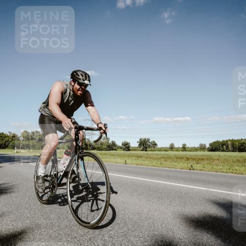 07.09.2025 - 19. Norderstedt Triathlon Michael Burmester http://msf.ph/oto/8856583 07.09.2025 15:23:18 Radfahren 1530, 1544 meine-sportfotos.de