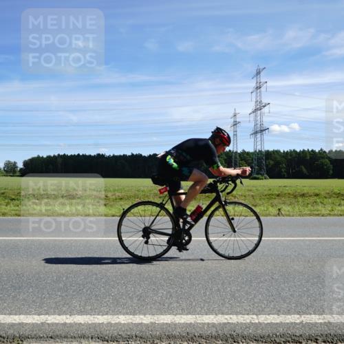 07.09.2025 - 19. Norderstedt Triathlon Michael Burmester http://msf.ph/oto/8856589 07.09.2025 12:50:21 Radfahren 241, 247, 330, 809 meine-sportfotos.de