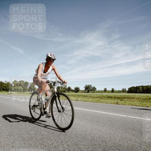 07.09.2025 - 19. Norderstedt Triathlon Michael Burmester http://msf.ph/oto/8856595 07.09.2025 12:18:35 Radfahren 195, 724 meine-sportfotos.de