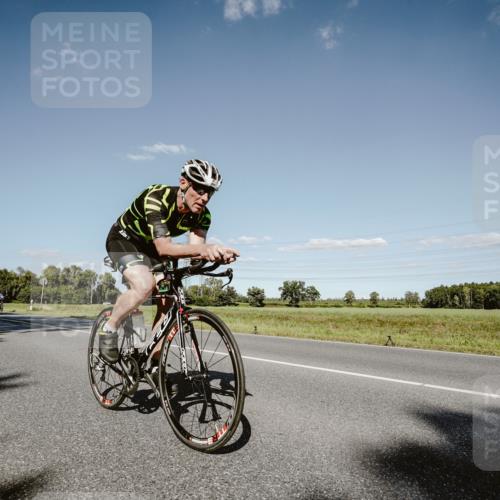 07.09.2025 - 19. Norderstedt Triathlon Michael Burmester http://msf.ph/oto/8856607 07.09.2025 15:23:27 Radfahren 454, 915, 930 meine-sportfotos.de