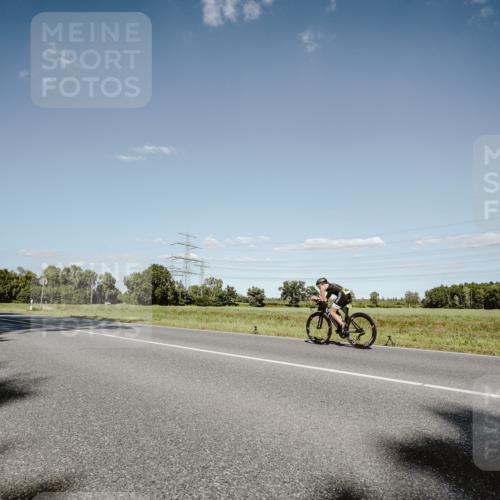 07.09.2025 - 19. Norderstedt Triathlon Michael Burmester http://msf.ph/oto/8856614 07.09.2025 15:23:41 Radfahren 1419 meine-sportfotos.de