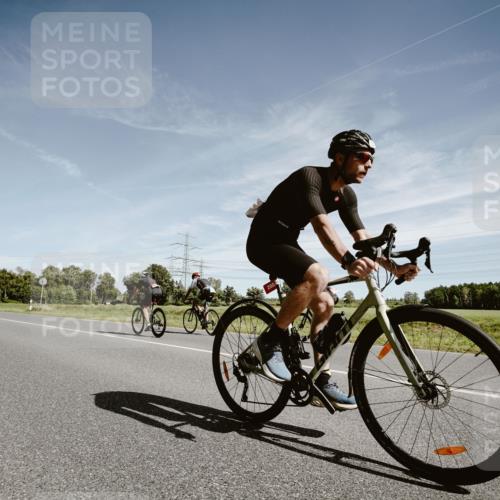 07.09.2025 - 19. Norderstedt Triathlon Michael Burmester http://msf.ph/oto/8856616 07.09.2025 12:18:43 Radfahren 260, 1234 meine-sportfotos.de