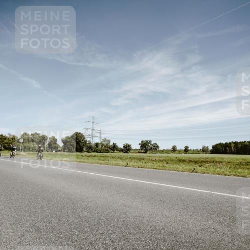 07.09.2025 - 19. Norderstedt Triathlon Michael Burmester http://msf.ph/oto/8856619 07.09.2025 12:18:44 Radfahren 260 meine-sportfotos.de