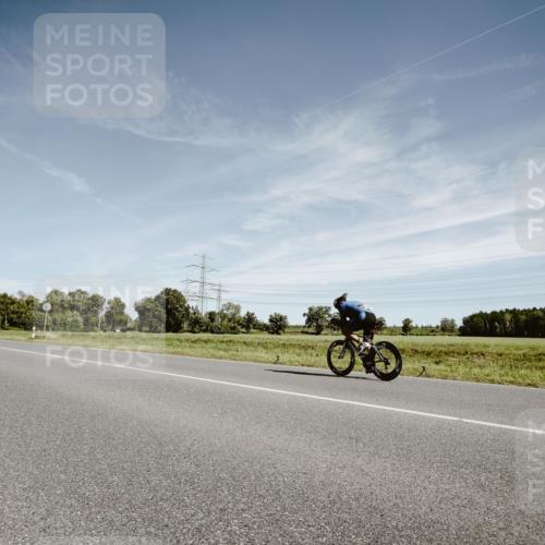 07.09.2025 - 19. Norderstedt Triathlon Michael Burmester http://msf.ph/oto/8856626 07.09.2025 12:18:48 Radfahren  meine-sportfotos.de