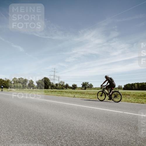 07.09.2025 - 19. Norderstedt Triathlon Michael Burmester http://msf.ph/oto/8856630 07.09.2025 12:18:51 Radfahren 838 meine-sportfotos.de