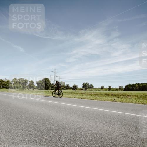 07.09.2025 - 19. Norderstedt Triathlon Michael Burmester http://msf.ph/oto/8856633 07.09.2025 12:18:52 Radfahren 838 meine-sportfotos.de