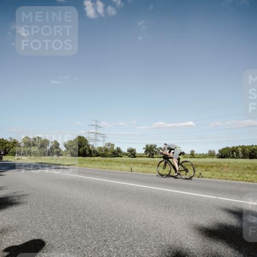 07.09.2025 - 19. Norderstedt Triathlon Michael Burmester http://msf.ph/oto/8856649 07.09.2025 15:24:07 Radfahren  meine-sportfotos.de
