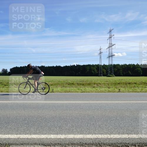 07.09.2025 - 19. Norderstedt Triathlon Michael Burmester http://msf.ph/oto/8856654 07.09.2025 12:50:50 Radfahren 274, 301, 324, 1299, 1384 meine-sportfotos.de