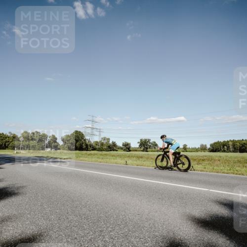 07.09.2025 - 19. Norderstedt Triathlon Michael Burmester http://msf.ph/oto/8856656 07.09.2025 15:24:17 Radfahren 458, 1484 meine-sportfotos.de