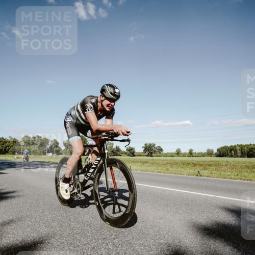 07.09.2025 - 19. Norderstedt Triathlon Michael Burmester http://msf.ph/oto/8856663 07.09.2025 15:24:19 Radfahren 458, 1473, 1484 meine-sportfotos.de