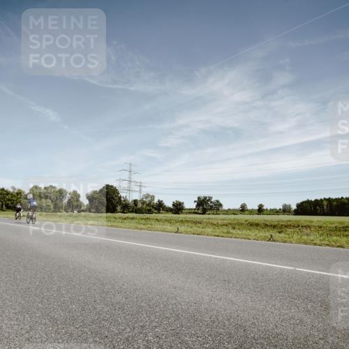 07.09.2025 - 19. Norderstedt Triathlon Michael Burmester http://msf.ph/oto/8856672 07.09.2025 12:19:16 Radfahren  meine-sportfotos.de