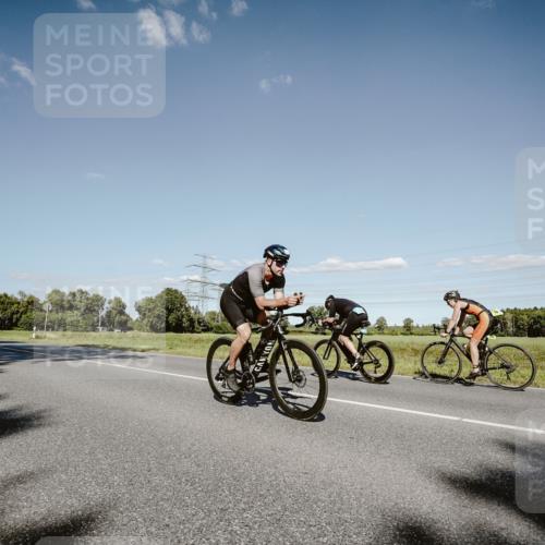 07.09.2025 - 19. Norderstedt Triathlon Michael Burmester http://msf.ph/oto/8856691 07.09.2025 15:24:33 Radfahren 478, 1446, 1453, 1472, 1509 meine-sportfotos.de