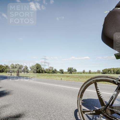 07.09.2025 - 19. Norderstedt Triathlon Michael Burmester http://msf.ph/oto/8856698 07.09.2025 15:24:35 Radfahren 478, 934, 1453, 1472, 1509 meine-sportfotos.de