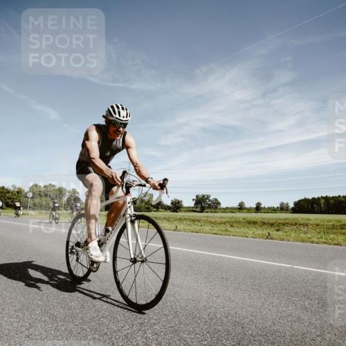 07.09.2025 - 19. Norderstedt Triathlon Michael Burmester http://msf.ph/oto/8856703 07.09.2025 12:19:26 Radfahren 151 meine-sportfotos.de