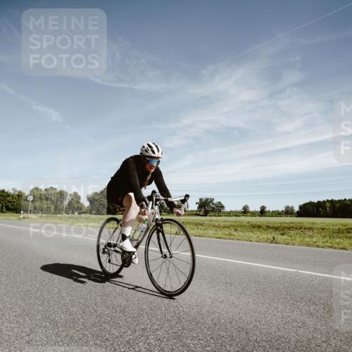 07.09.2025 - 19. Norderstedt Triathlon Michael Burmester http://msf.ph/oto/8856710 07.09.2025 12:19:35 Radfahren 852 meine-sportfotos.de
