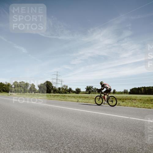 07.09.2025 - 19. Norderstedt Triathlon Michael Burmester http://msf.ph/oto/8856714 07.09.2025 12:19:36 Radfahren 852, 1392 meine-sportfotos.de