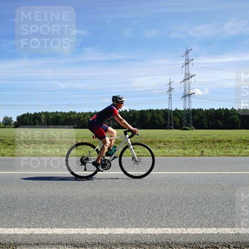 07.09.2025 - 19. Norderstedt Triathlon Michael Burmester http://msf.ph/oto/8856730 07.09.2025 12:51:31 Radfahren 348, 855 meine-sportfotos.de