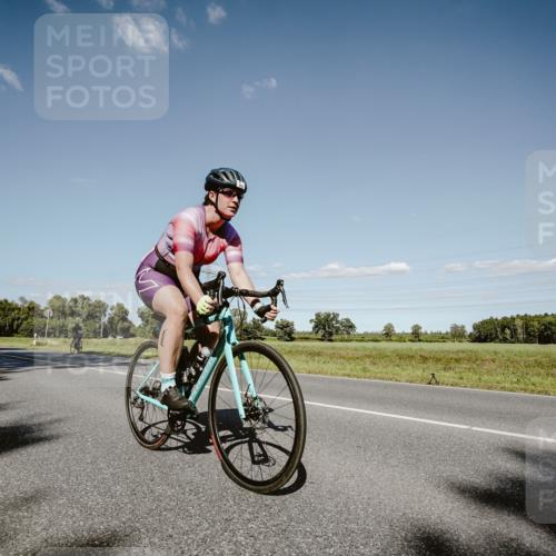 07.09.2025 - 19. Norderstedt Triathlon Michael Burmester http://msf.ph/oto/8856736 07.09.2025 15:24:51 Radfahren 408, 414, 460, 940, 954 meine-sportfotos.de