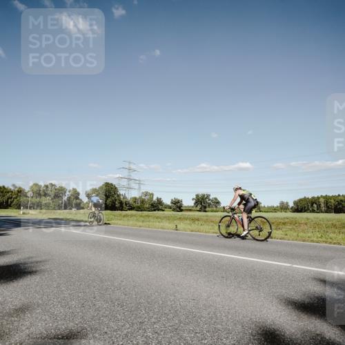 07.09.2025 - 19. Norderstedt Triathlon Michael Burmester http://msf.ph/oto/8856750 07.09.2025 15:25:08 Radfahren  meine-sportfotos.de