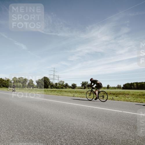 07.09.2025 - 19. Norderstedt Triathlon Michael Burmester http://msf.ph/oto/8856755 07.09.2025 12:20:02 Radfahren  meine-sportfotos.de