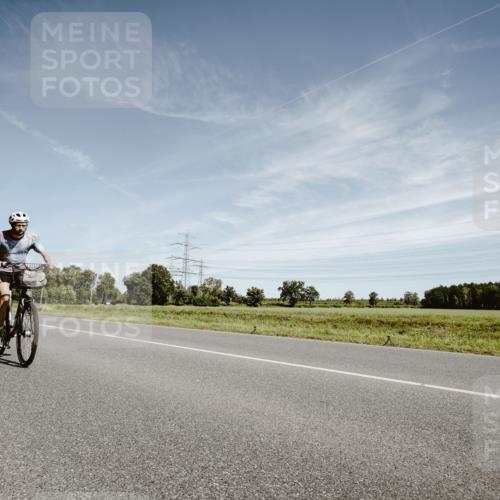 07.09.2025 - 19. Norderstedt Triathlon Michael Burmester http://msf.ph/oto/8856776 07.09.2025 12:20:09 Radfahren 767, 1261 meine-sportfotos.de