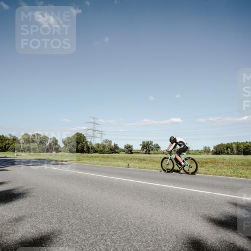 07.09.2025 - 19. Norderstedt Triathlon Michael Burmester http://msf.ph/oto/8856781 07.09.2025 15:25:24 Radfahren 425, 439, 905 meine-sportfotos.de