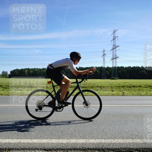 07.09.2025 - 19. Norderstedt Triathlon Michael Burmester http://msf.ph/oto/8856803 07.09.2025 11:12:14 Radfahren 1194 meine-sportfotos.de
