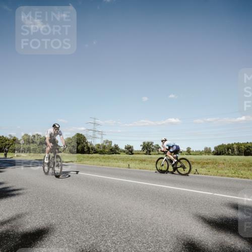 07.09.2025 - 19. Norderstedt Triathlon Michael Burmester http://msf.ph/oto/8856819 07.09.2025 15:25:49 Radfahren 461, 893, 1407 meine-sportfotos.de