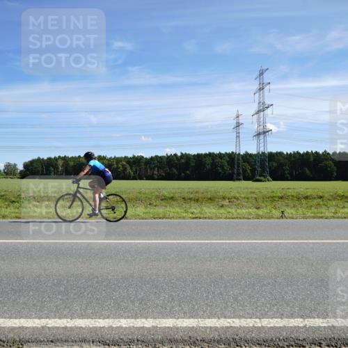 07.09.2025 - 19. Norderstedt Triathlon Michael Burmester http://msf.ph/oto/8856825 07.09.2025 12:52:09 Radfahren 232, 339, 766, 813 meine-sportfotos.de