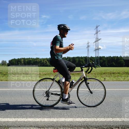 07.09.2025 - 19. Norderstedt Triathlon Michael Burmester http://msf.ph/oto/8856830 07.09.2025 12:52:10 Radfahren 232, 339, 343, 766 meine-sportfotos.de