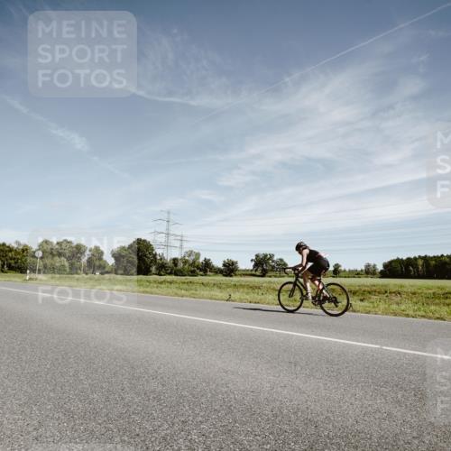 07.09.2025 - 19. Norderstedt Triathlon Michael Burmester http://msf.ph/oto/8856831 07.09.2025 12:20:41 Radfahren 213, 788 meine-sportfotos.de