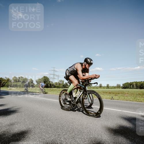 07.09.2025 - 19. Norderstedt Triathlon Michael Burmester http://msf.ph/oto/8856833 07.09.2025 15:25:55 Radfahren 405, 406, 443, 447, 910, 1432, 1510, 1514, 1531 meine-sportfotos.de