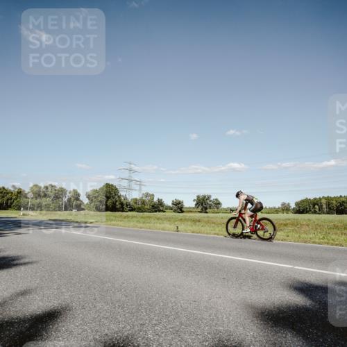 07.09.2025 - 19. Norderstedt Triathlon Michael Burmester http://msf.ph/oto/8856847 07.09.2025 15:26:04 Radfahren  meine-sportfotos.de