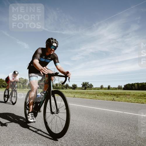 07.09.2025 - 19. Norderstedt Triathlon Michael Burmester http://msf.ph/oto/8856848 07.09.2025 12:20:51 Radfahren 824, 1322 meine-sportfotos.de