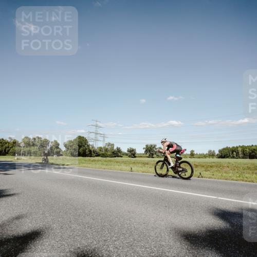 07.09.2025 - 19. Norderstedt Triathlon Michael Burmester http://msf.ph/oto/8856850 07.09.2025 15:26:06 Radfahren 1476 meine-sportfotos.de