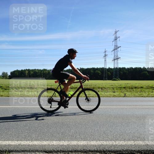 07.09.2025 - 19. Norderstedt Triathlon Michael Burmester http://msf.ph/oto/8856856 07.09.2025 11:12:45 Radfahren 1195, 1206, 1219, 1323 meine-sportfotos.de