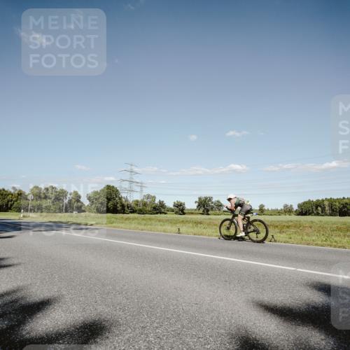 07.09.2025 - 19. Norderstedt Triathlon Michael Burmester http://msf.ph/oto/8856857 07.09.2025 15:26:11 Radfahren 1454, 1476 meine-sportfotos.de