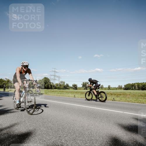 07.09.2025 - 19. Norderstedt Triathlon Michael Burmester http://msf.ph/oto/8856875 07.09.2025 15:26:15 Radfahren 918, 1454, 1529 meine-sportfotos.de