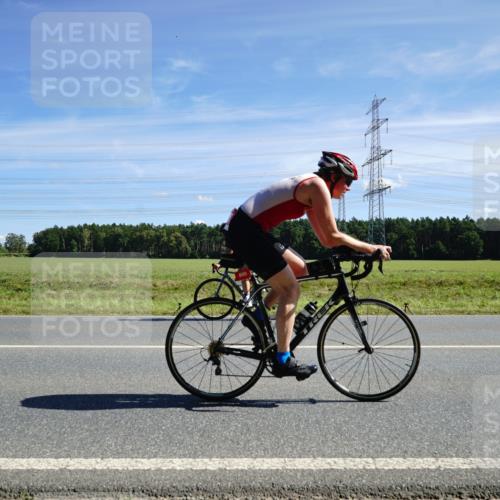 07.09.2025 - 19. Norderstedt Triathlon Michael Burmester http://msf.ph/oto/8856882 07.09.2025 12:52:28 Radfahren 179, 805 meine-sportfotos.de