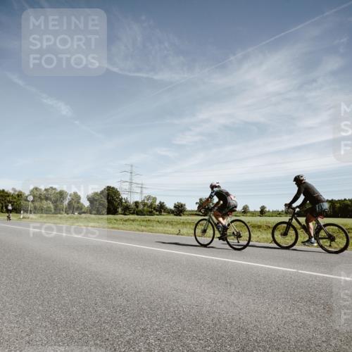 07.09.2025 - 19. Norderstedt Triathlon Michael Burmester http://msf.ph/oto/8856897 07.09.2025 12:21:06 Radfahren 1378 meine-sportfotos.de