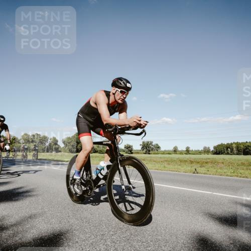 07.09.2025 - 19. Norderstedt Triathlon Michael Burmester http://msf.ph/oto/8856898 07.09.2025 15:26:27 Radfahren 1400, 1405, 1442 meine-sportfotos.de
