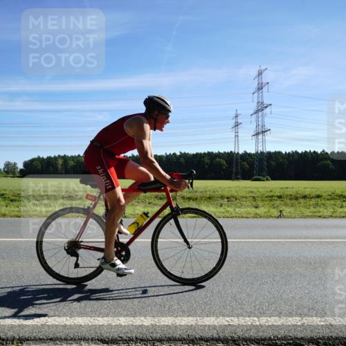 07.09.2025 - 19. Norderstedt Triathlon Michael Burmester http://msf.ph/oto/8856908 07.09.2025 11:13:29 Radfahren 203, 806 meine-sportfotos.de