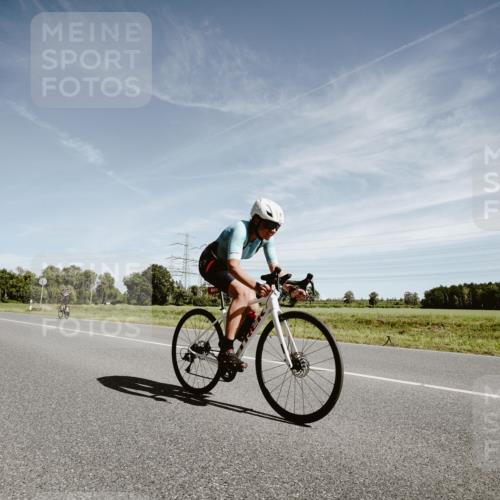 07.09.2025 - 19. Norderstedt Triathlon Michael Burmester http://msf.ph/oto/8856921 07.09.2025 12:21:12 Radfahren 176, 202, 699, 1252, 1378 meine-sportfotos.de