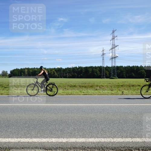 07.09.2025 - 19. Norderstedt Triathlon Michael Burmester http://msf.ph/oto/8856934 07.09.2025 12:53:13 Radfahren 698 meine-sportfotos.de